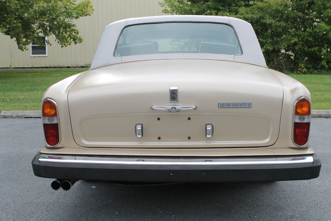 1977 Rolls-Royce Silver Shadow II - Image 2 of 8
