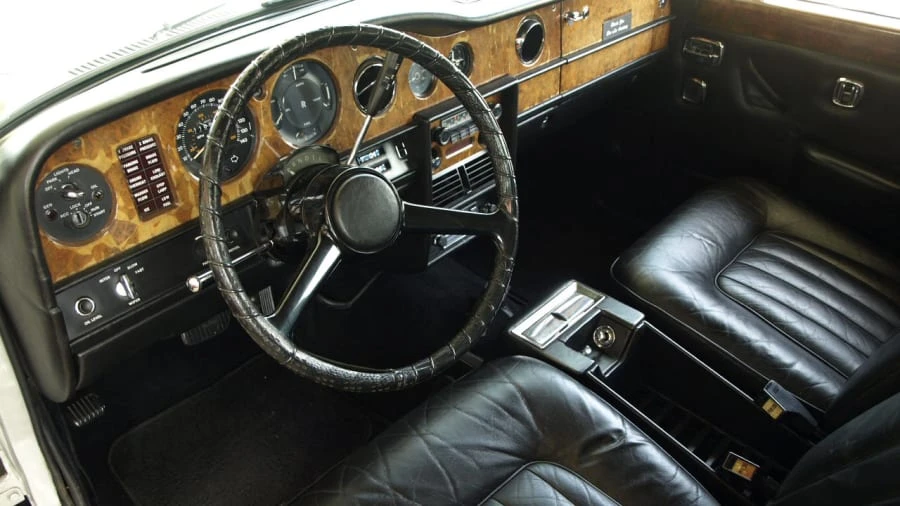 1977 Rolls-Royce Silver Wraith II - Image 2 of 7
