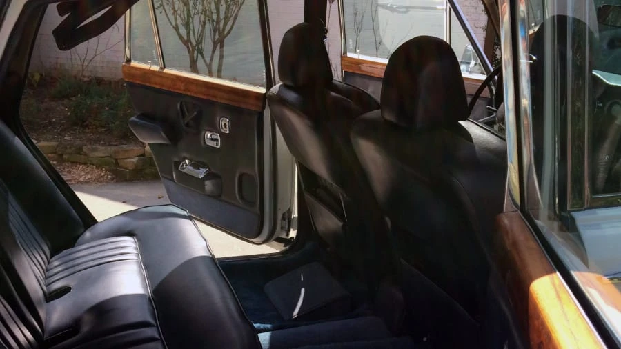 1977 Rolls-Royce Silver Wraith II - Image 6 of 10