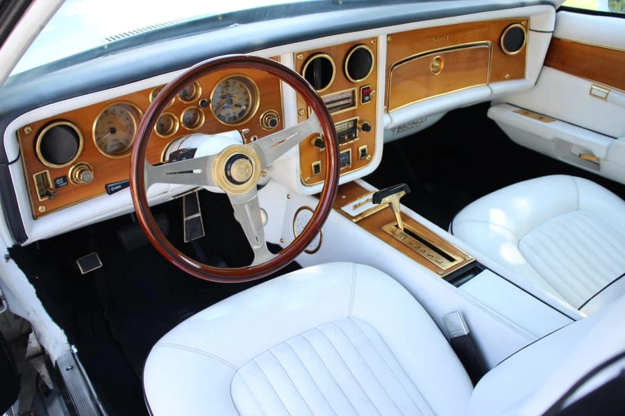 1977 Stutz Blackhawk - Image 5 of 8