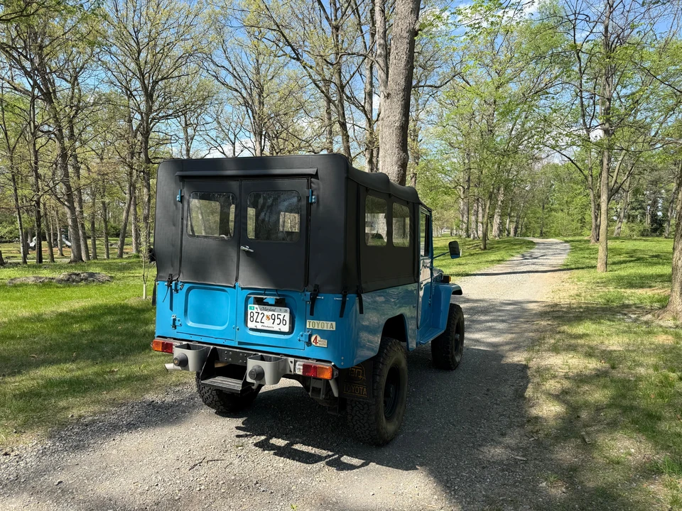 1977 Toyota J40 Land Cruiser - Image 13 of 31