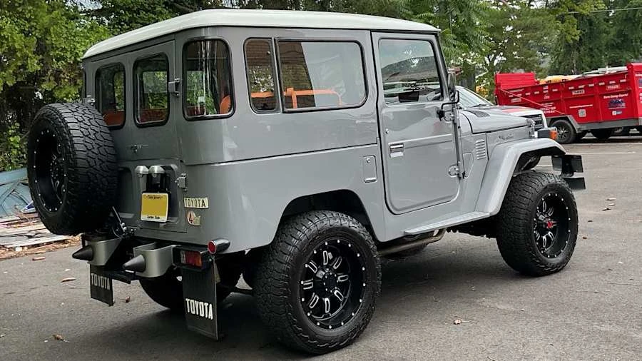 1977 Toyota J40 Land Cruiser - Image 2 of 9