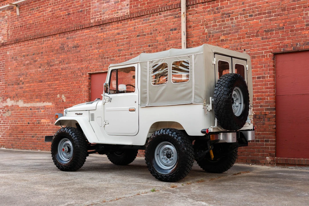1977 Toyota J40 Land Cruiser - Image 5 of 31