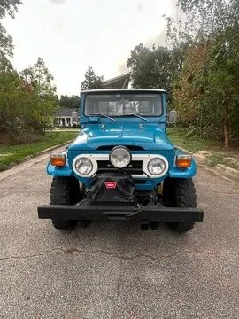 1977 Toyota Land Cruiser FJ45 Pickup