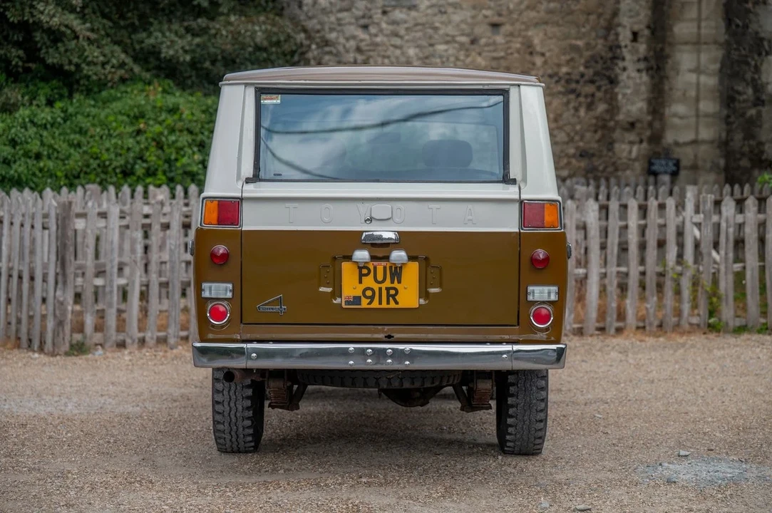 1977 Toyota J50 Land Cruiser - Image 10 of 30