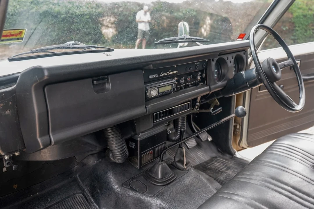 1977 Toyota J50 Land Cruiser - Image 25 of 30