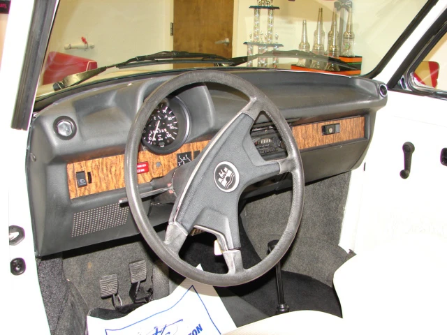 1977 Volkswagen Super Beetle - Image 4 of 5