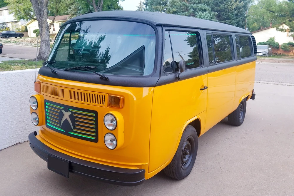 1977 Volkswagen Bay-Window Bus - Image 2 of 5