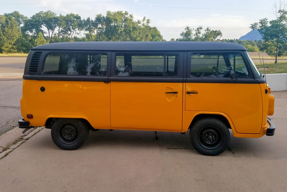 1977 Volkswagen Bay-Window Bus - Image 5 of 5