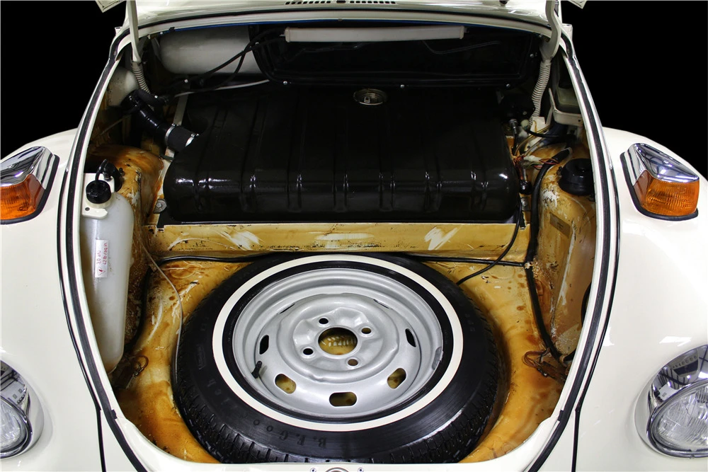 1977 Volkswagen Super Beetle - Image 6 of 7