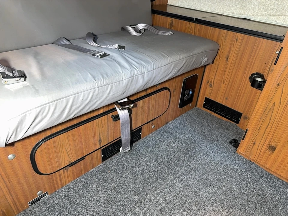 1977 Volkswagen Bay-Window Camper - Image 14 of 22
