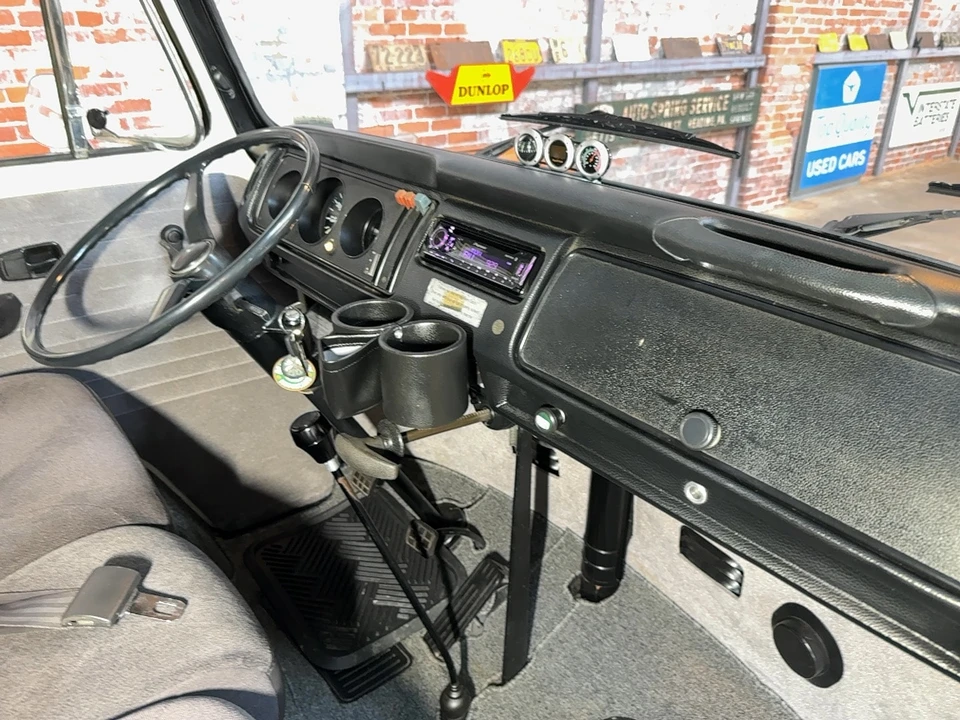 1977 Volkswagen Bay-Window Camper - Image 11 of 22