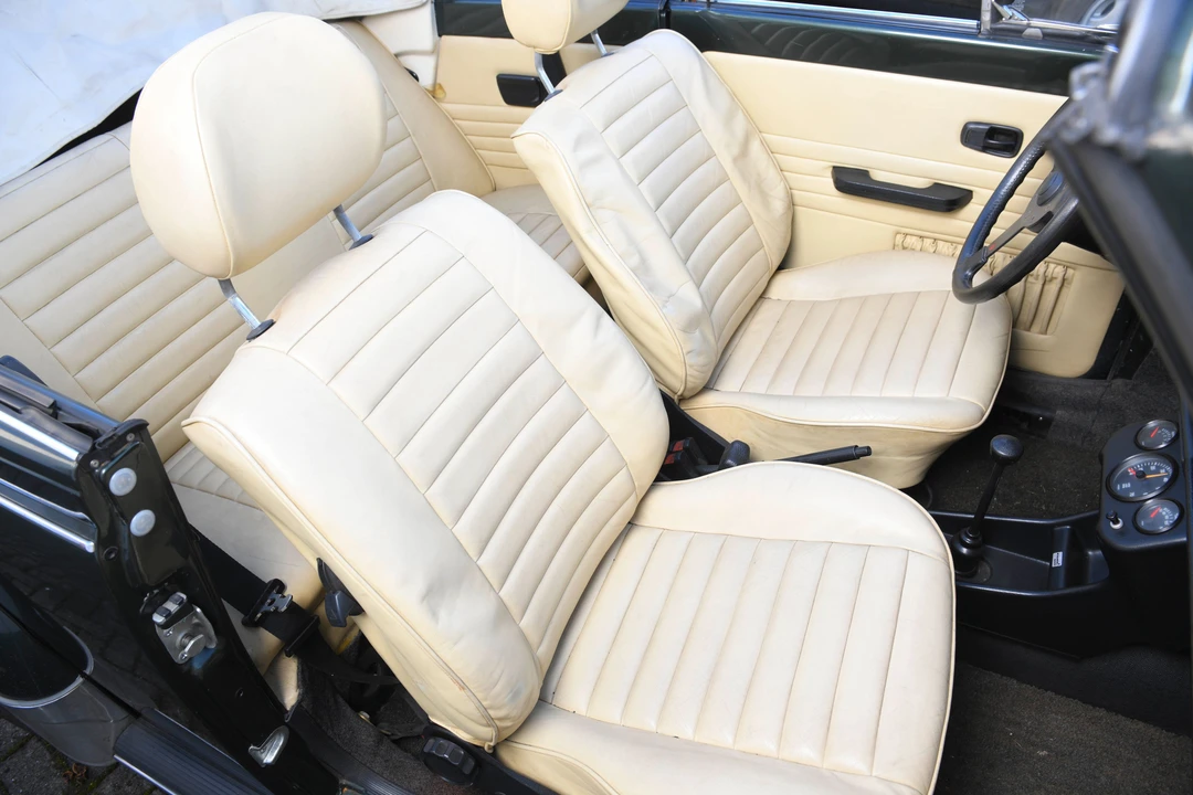 1977 Volkswagen Super Beetle - Image 14 of 31