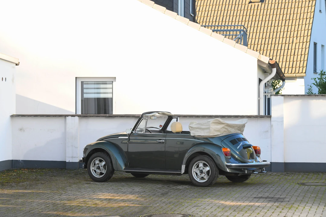 1977 Volkswagen Super Beetle - Image 8 of 31