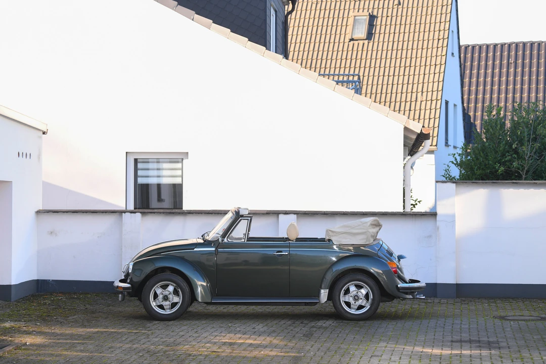 1977 Volkswagen Super Beetle - Image 4 of 31