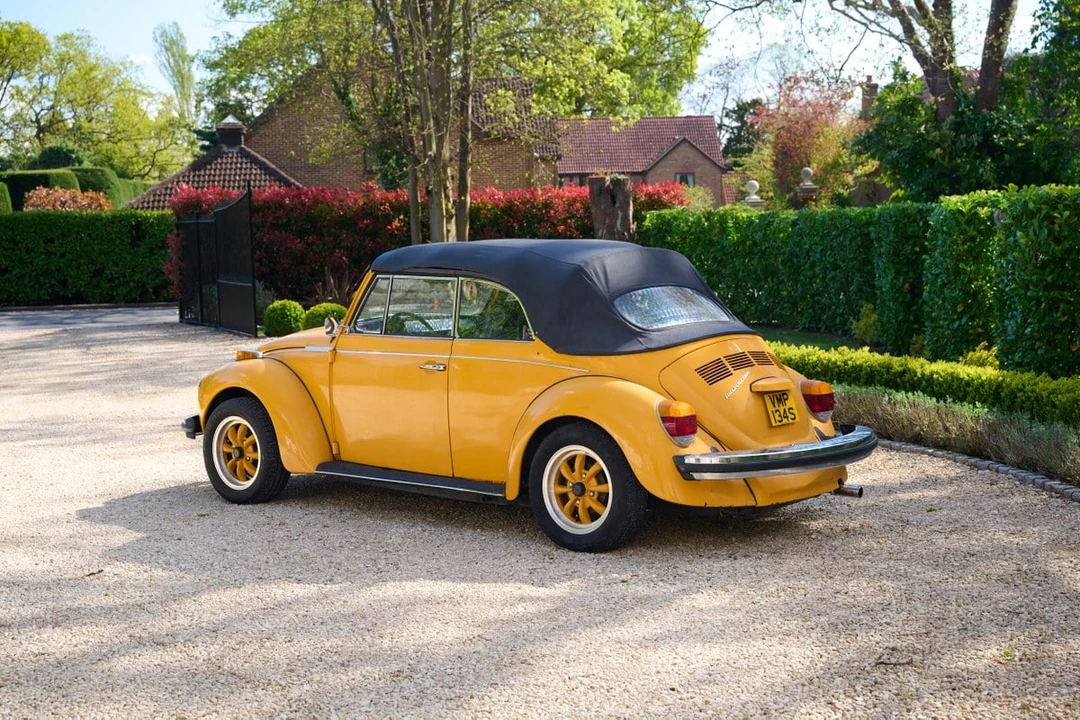 1977 Volkswagen Super Beetle - Image 10 of 30