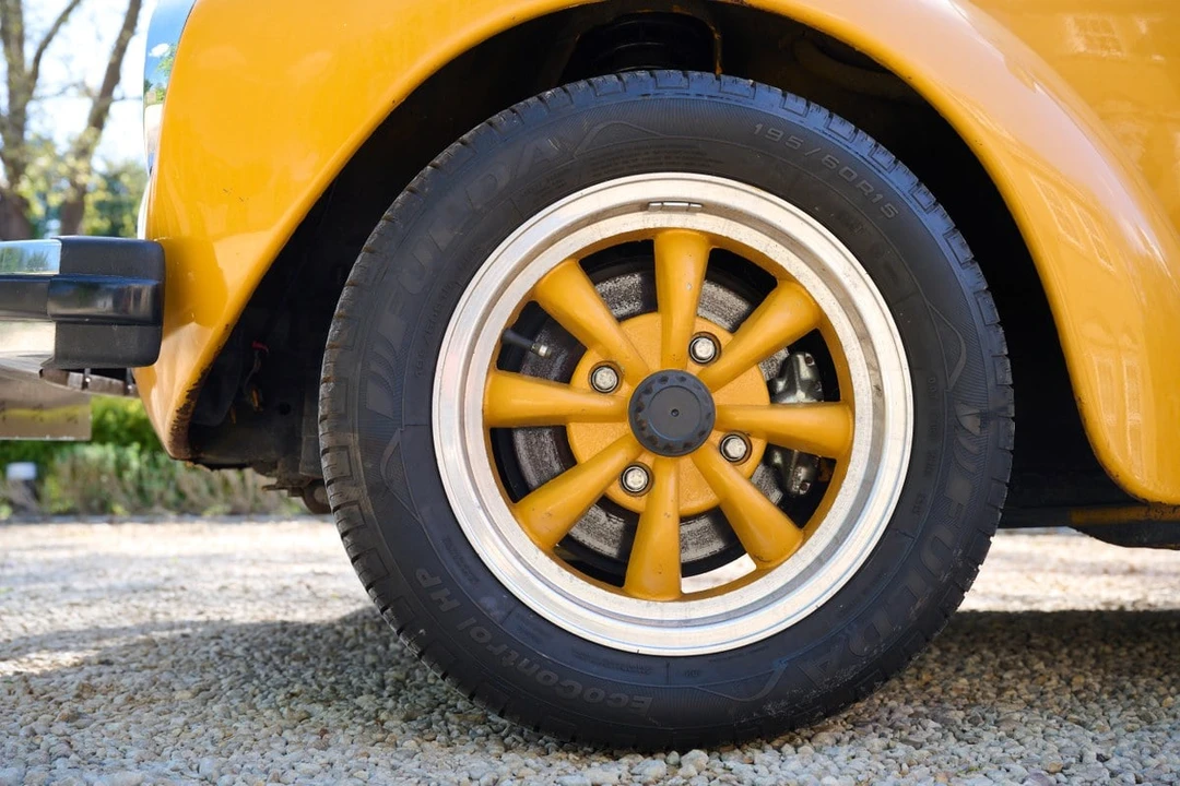 1977 Volkswagen Super Beetle - Image 20 of 30