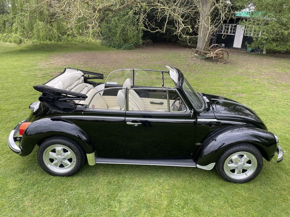 1977 Volkswagen Super Beetle - Image 11 of 30