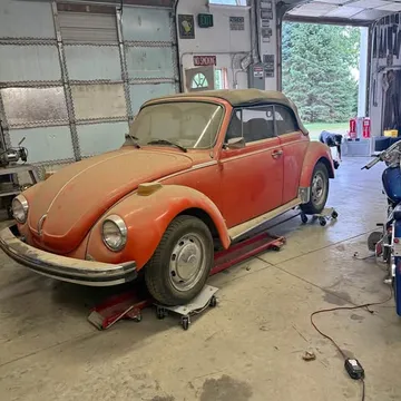 1977 Volkswagen Beetle 2-Door Convertible