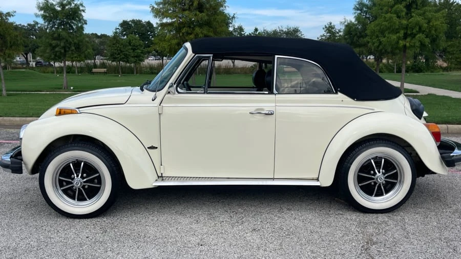 1977 Volkswagen Super Beetle - Image 2 of 10