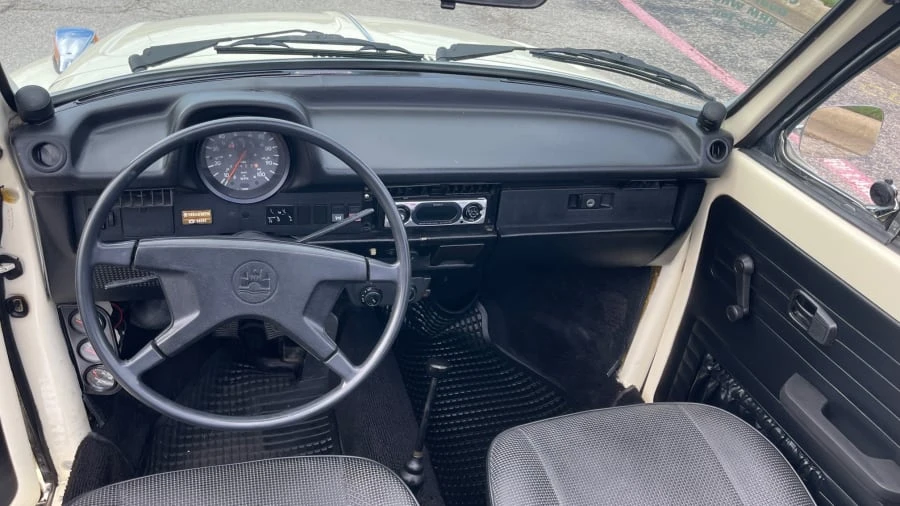 1977 Volkswagen Super Beetle - Image 6 of 10