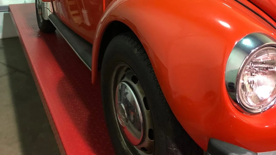 1977 Volkswagen Super Beetle - Image 6 of 12