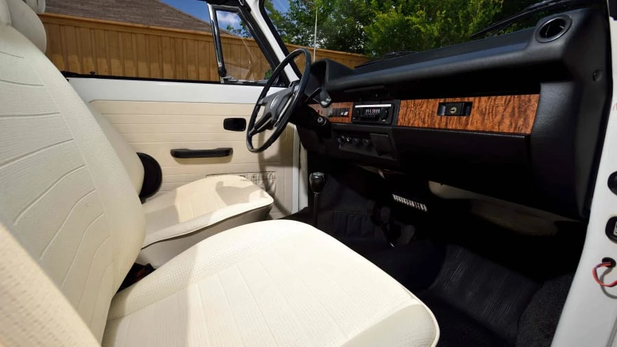 1977 Volkswagen Super Beetle - Image 5 of 12