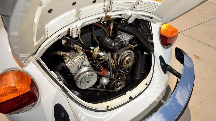 1977 Volkswagen Super Beetle - Image 6 of 12