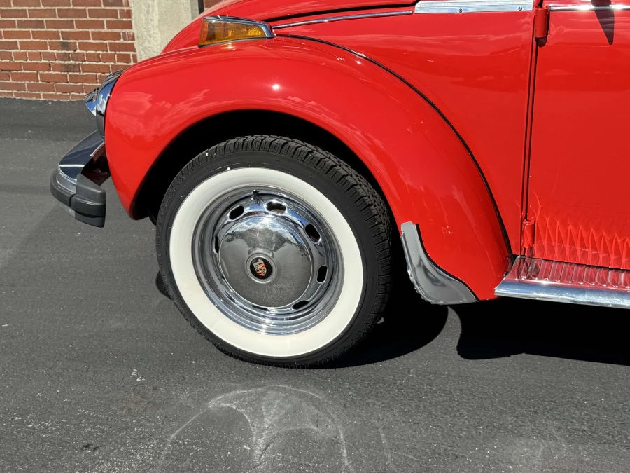 1977 Volkswagen Super Beetle - Image 4 of 9