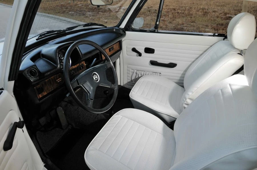 1977 Volkswagen Super Beetle - Image 4 of 10