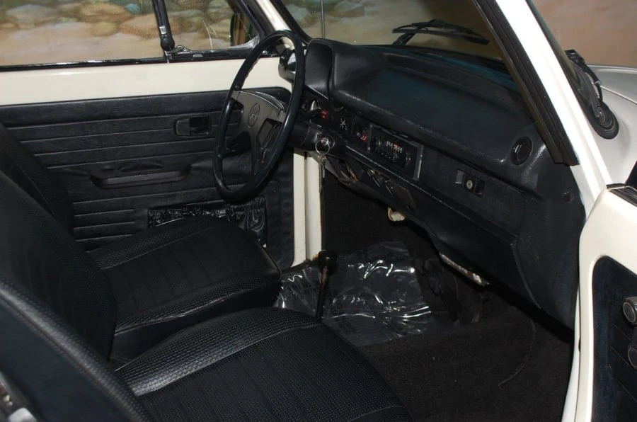 1977 Volkswagen Super Beetle - Image 6 of 8