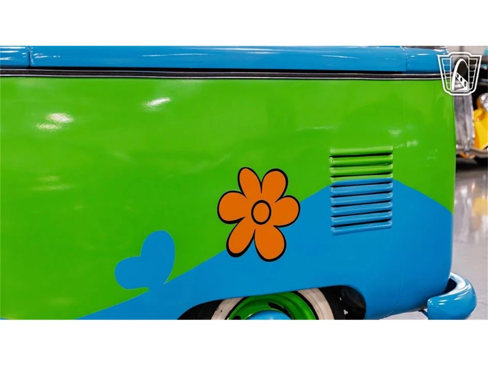 1977 Volkswagen Bay-Window Bus - Image 18 of 31
