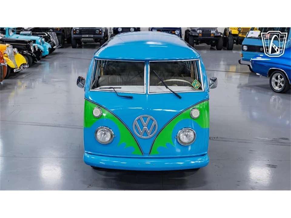 1977 Volkswagen Bay-Window Bus - Image 3 of 31