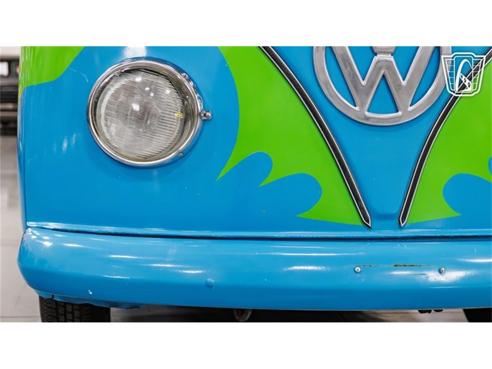 1977 Volkswagen Bay-Window Bus - Image 8 of 31