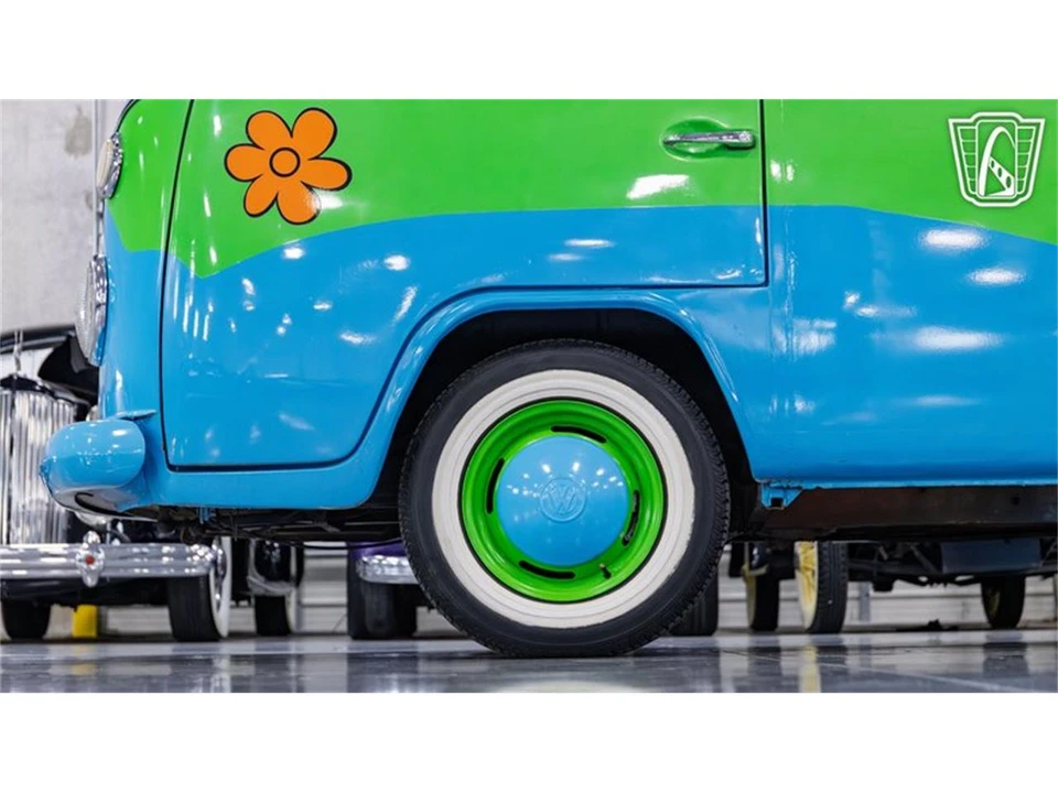 1977 Volkswagen Bay-Window Bus - Image 19 of 31