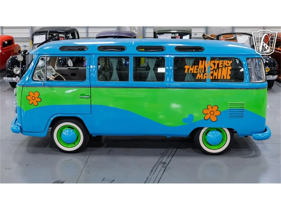 1977 Volkswagen Bay-Window Bus - Image 10 of 31