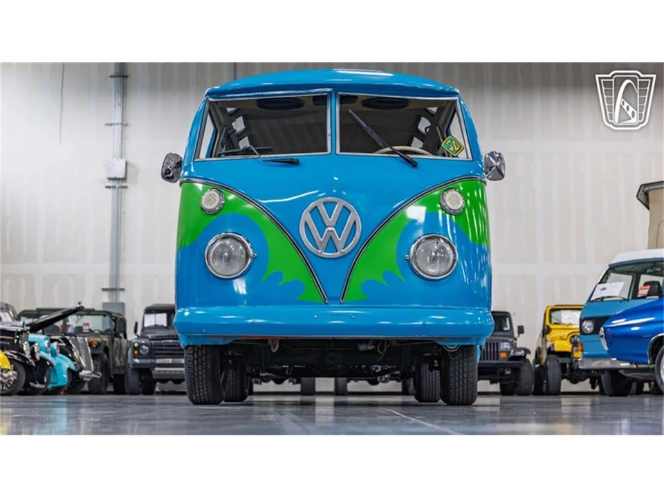1977 Volkswagen Bay-Window Bus - Image 5 of 31