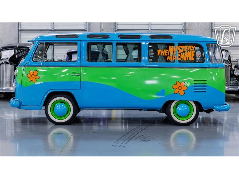 1977 Volkswagen Bay-Window Bus - Image 11 of 31