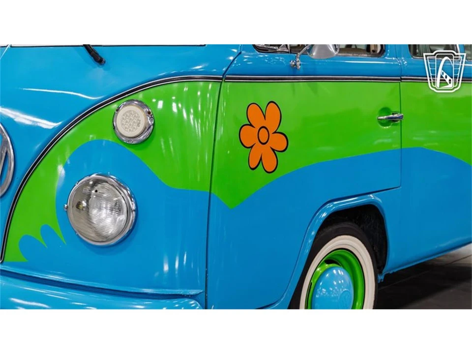 1977 Volkswagen Bay-Window Bus - Image 16 of 31