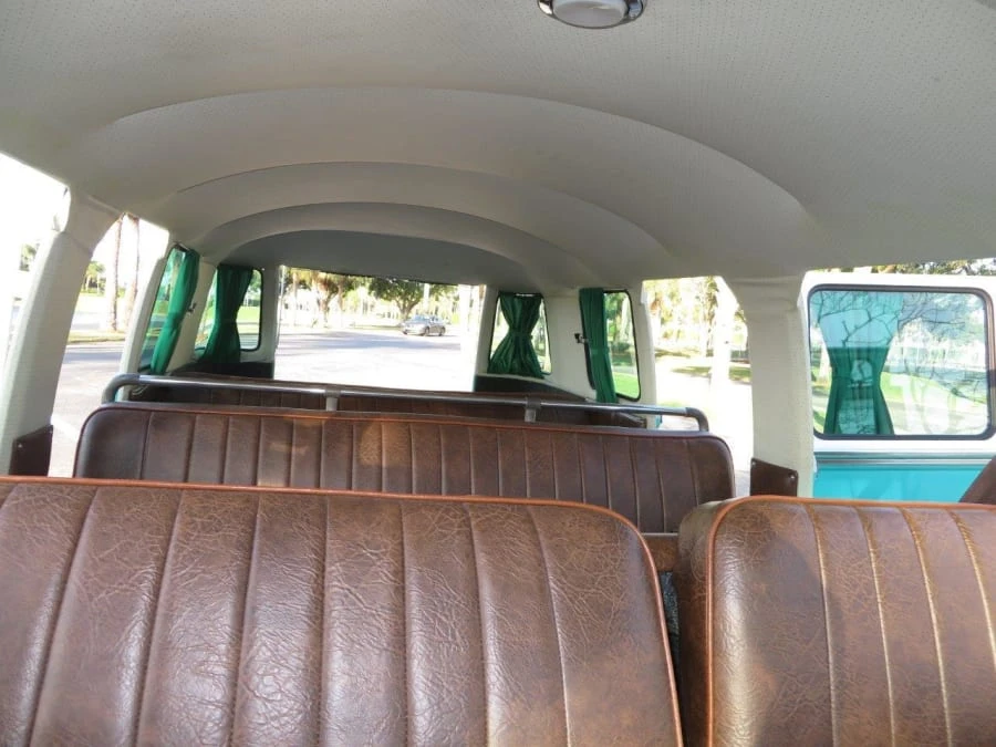 1977 Volkswagen Bay-Window Bus - Image 5 of 12