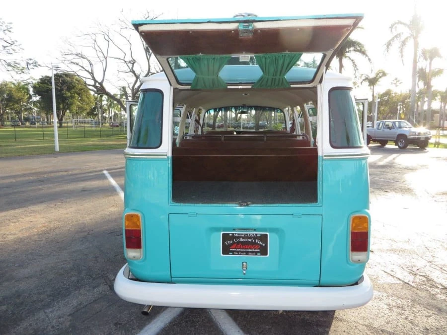 1977 Volkswagen Bay-Window Bus - Image 8 of 12
