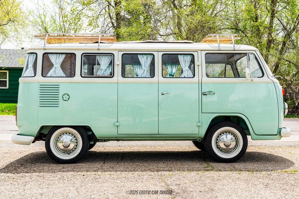 1977 Volkswagen Bay-Window Camper - Image 9 of 12