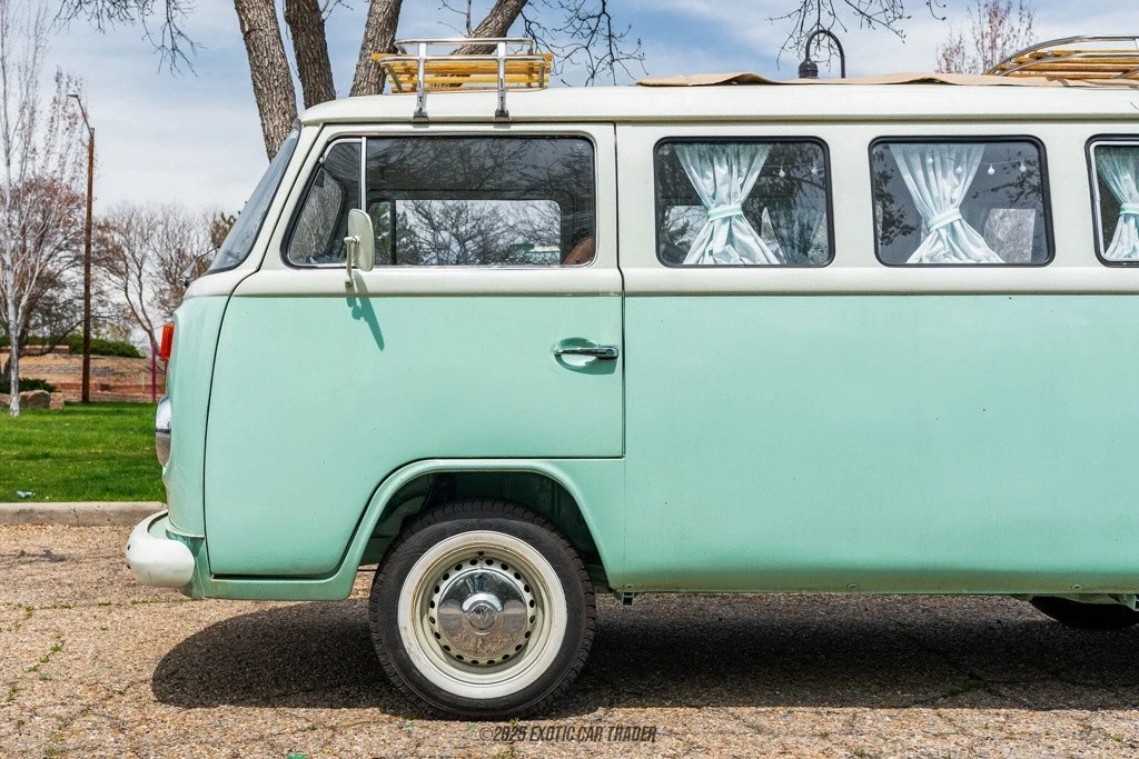 1977 Volkswagen Bay-Window Camper - Image 4 of 12