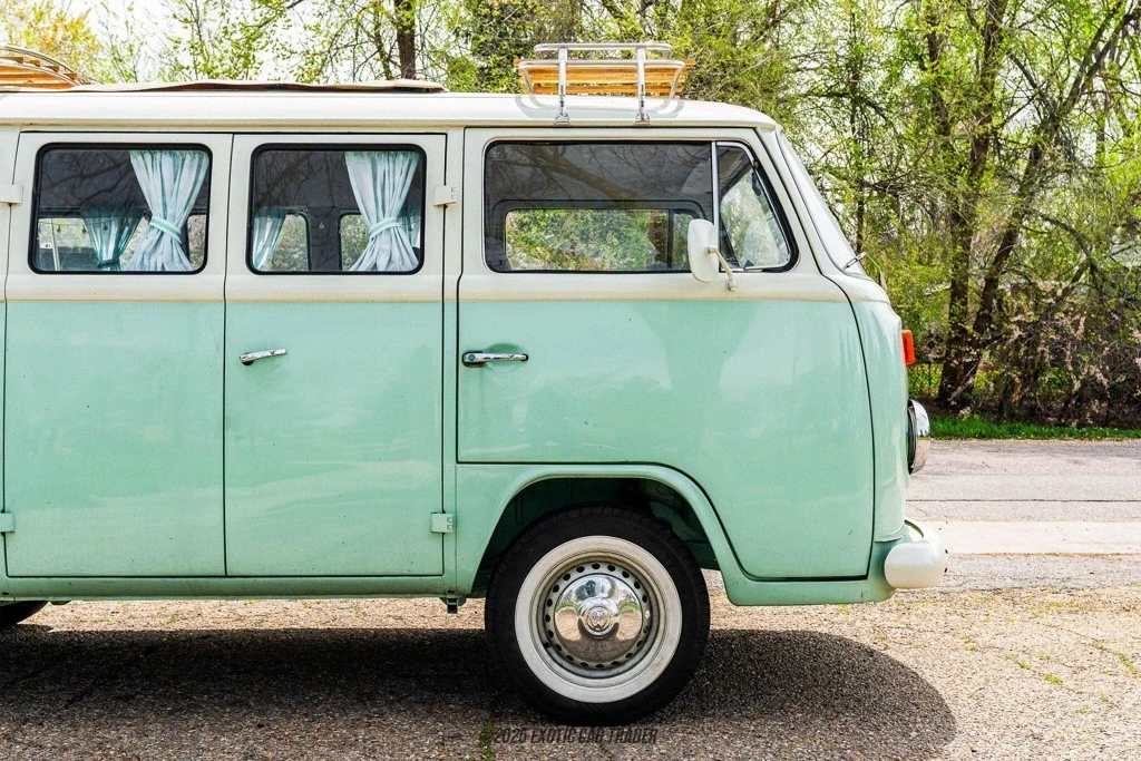1977 Volkswagen Bay-Window Camper - Image 11 of 12