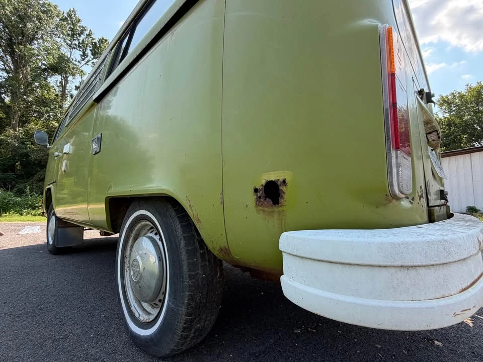 1977 Volkswagen Bay-Window Bus - Image 13 of 20