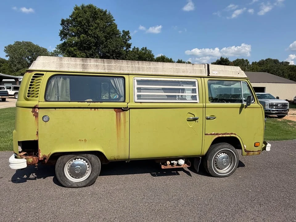 1977 Volkswagen Bay-Window Bus - Image 3 of 20