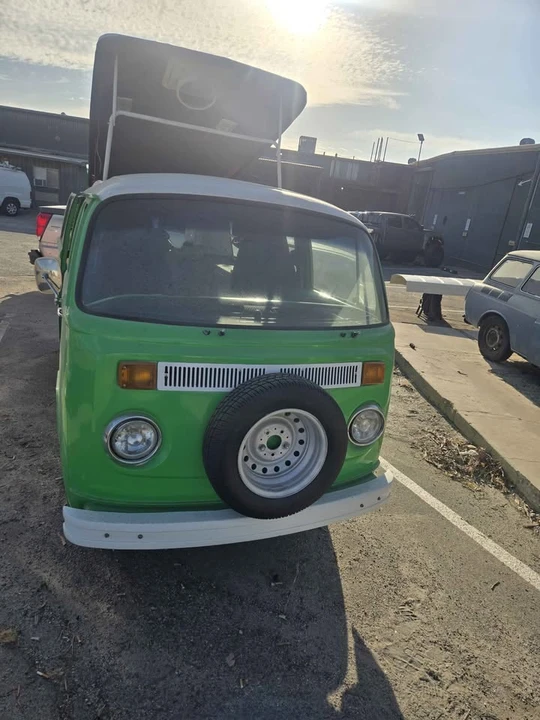 1977 Volkswagen Bay-Window Bus - Image 7 of 11