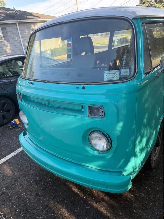 1977 Volkswagen Bay-Window Bus - Image 3 of 6