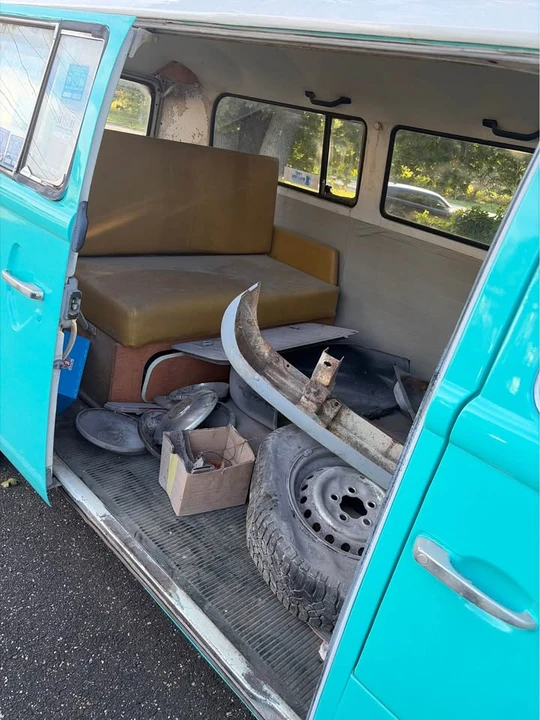 1977 Volkswagen Bay-Window Bus - Image 6 of 6