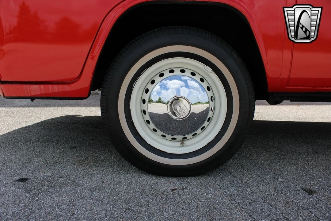 1977 Volkswagen Bay-Window Bus - Image 21 of 21